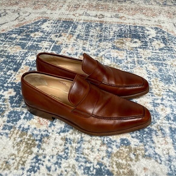GRAVATI for Bergdorf Goodman Elegant Brown Leather Slip-On Loafers